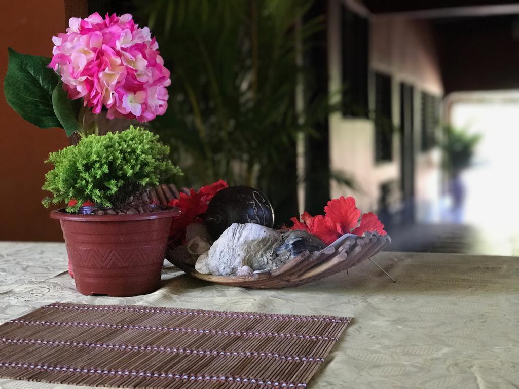 טמארינדו Tsunami Hostel מראה חיצוני תמונה