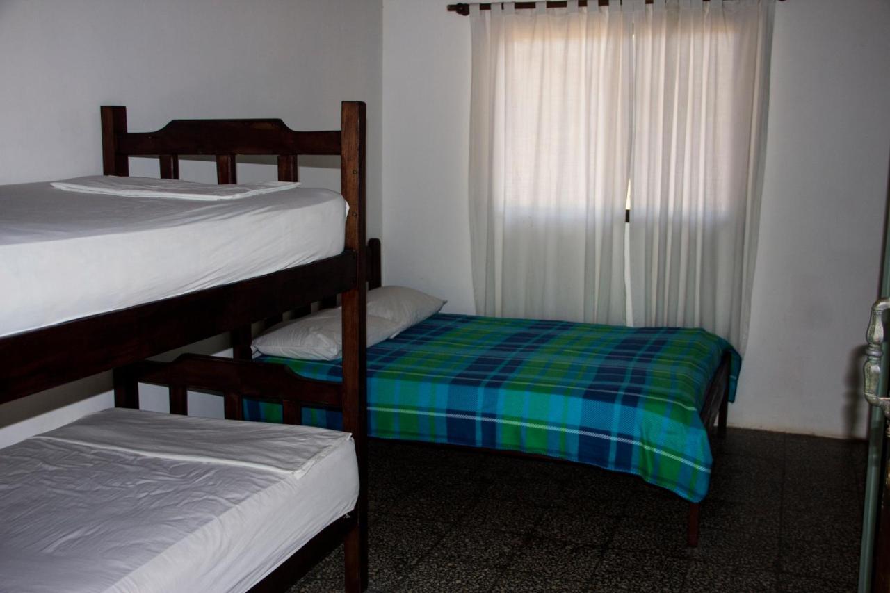 טמארינדו Tsunami Hostel מראה חיצוני תמונה